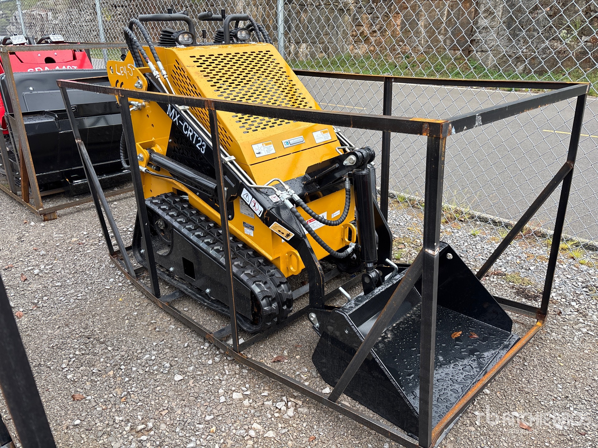 MINI CARGADOR SOBRE ORUGAS COMPACTO 2025 COMPAC MXCRT23