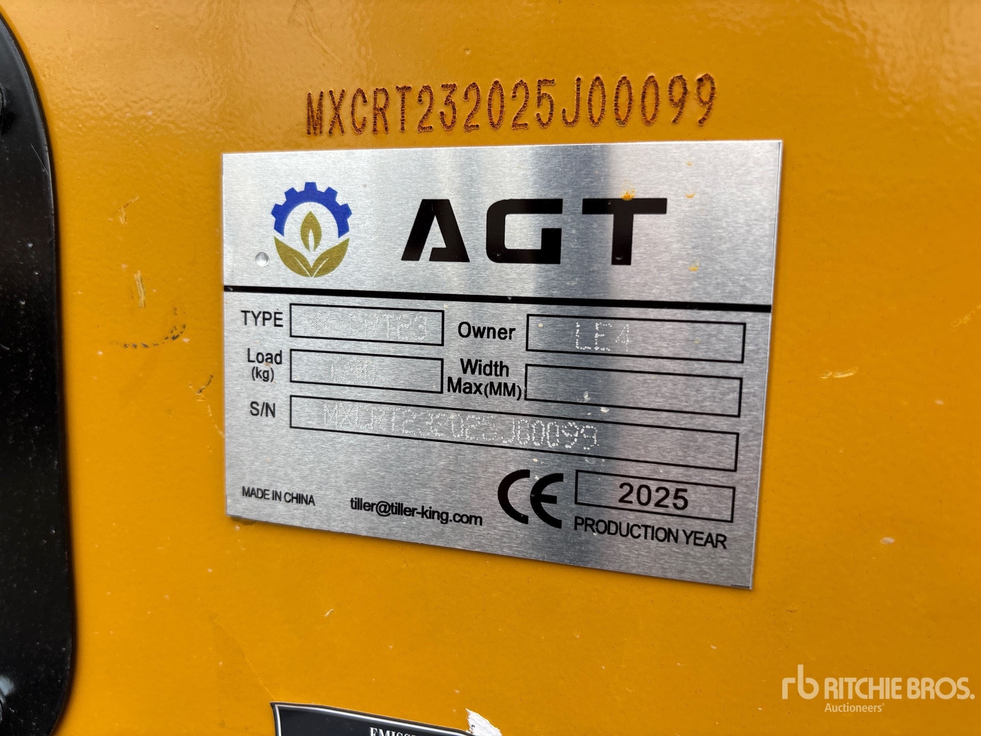 MINI CARGADOR SOBRE ORUGAS COMPACTO 2025 COMPAC MXCRT23