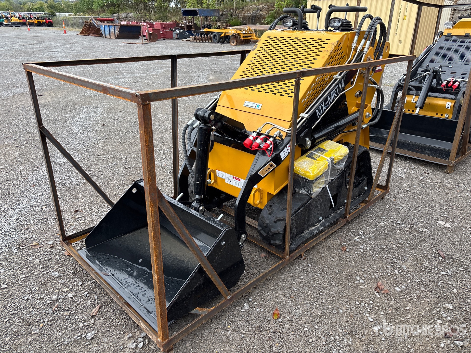 MINI CARGADOR SOBRE ORUGAS COMPACTO 2025 COMPAC MXMRT14