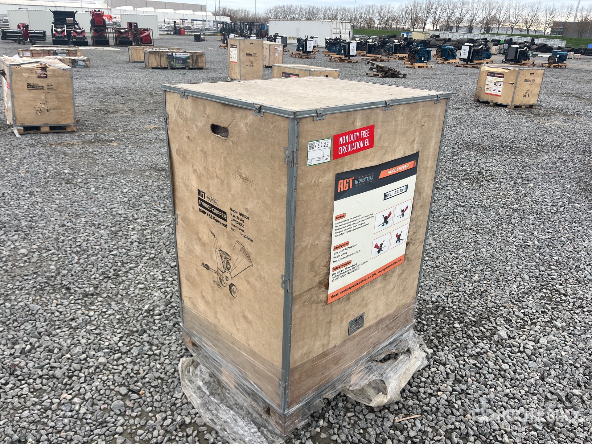 General Appearance with Picture, Left Front Corner