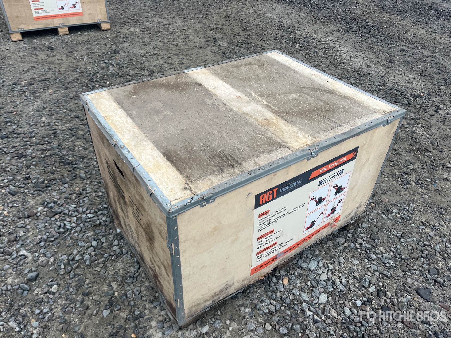 General Appearance with Bild, Ecke hinten rechts