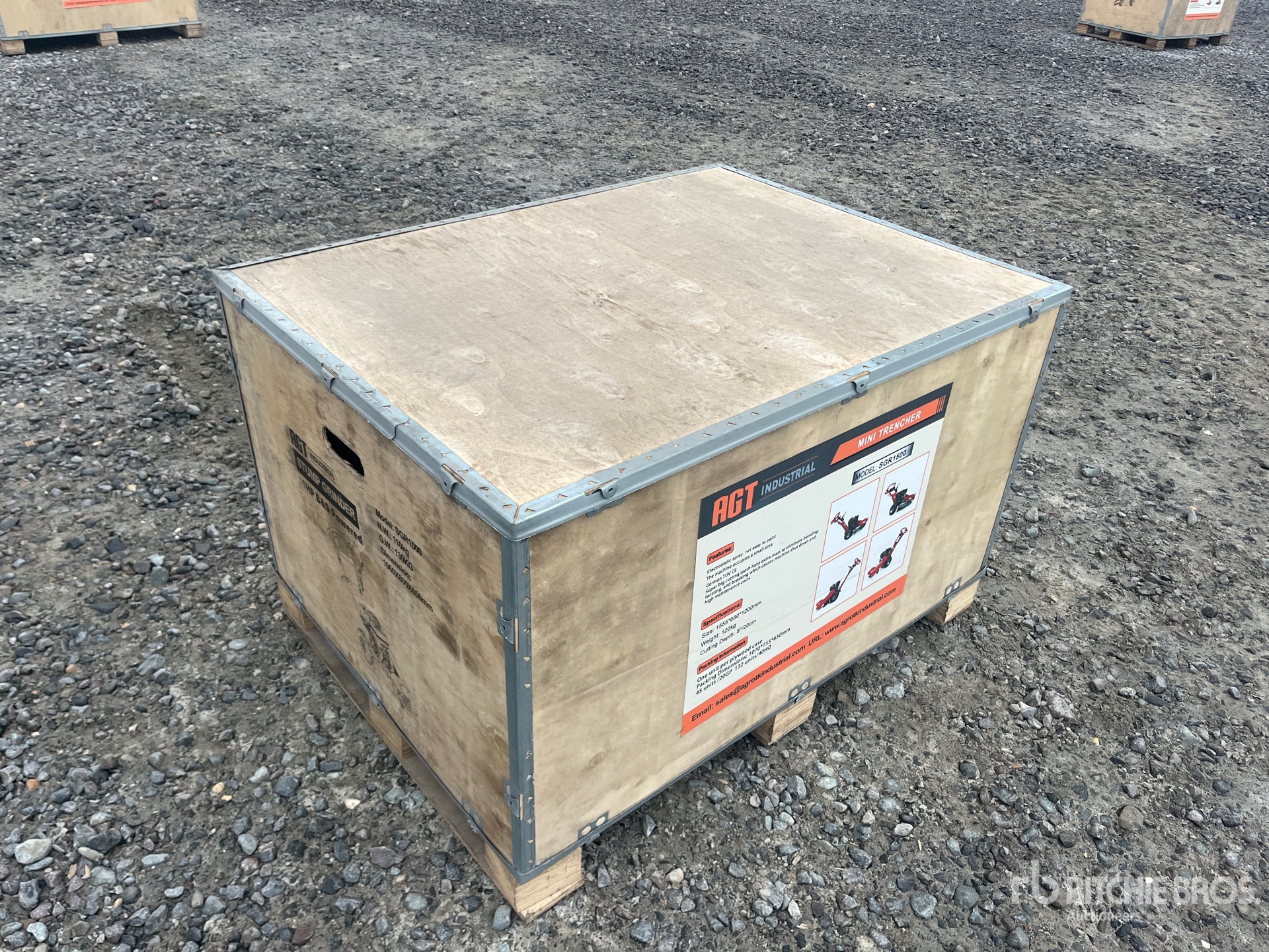 General Appearance with Bild, Ecke hinten rechts