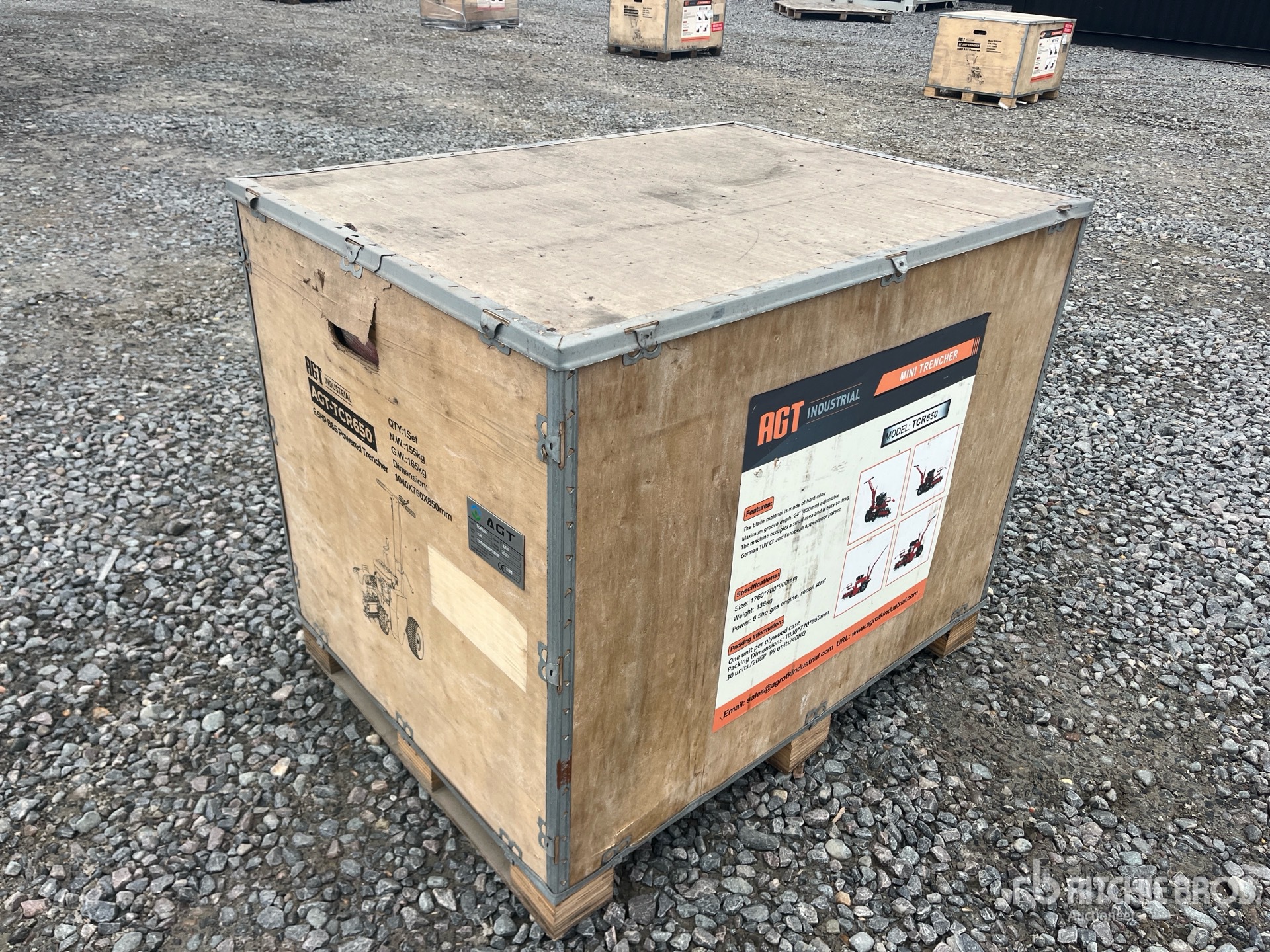 General Appearance with Bild, Ecke hinten rechts