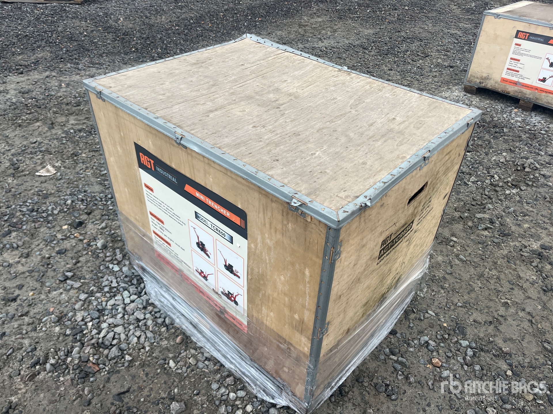 General Appearance with Bild, Ecke hinten links