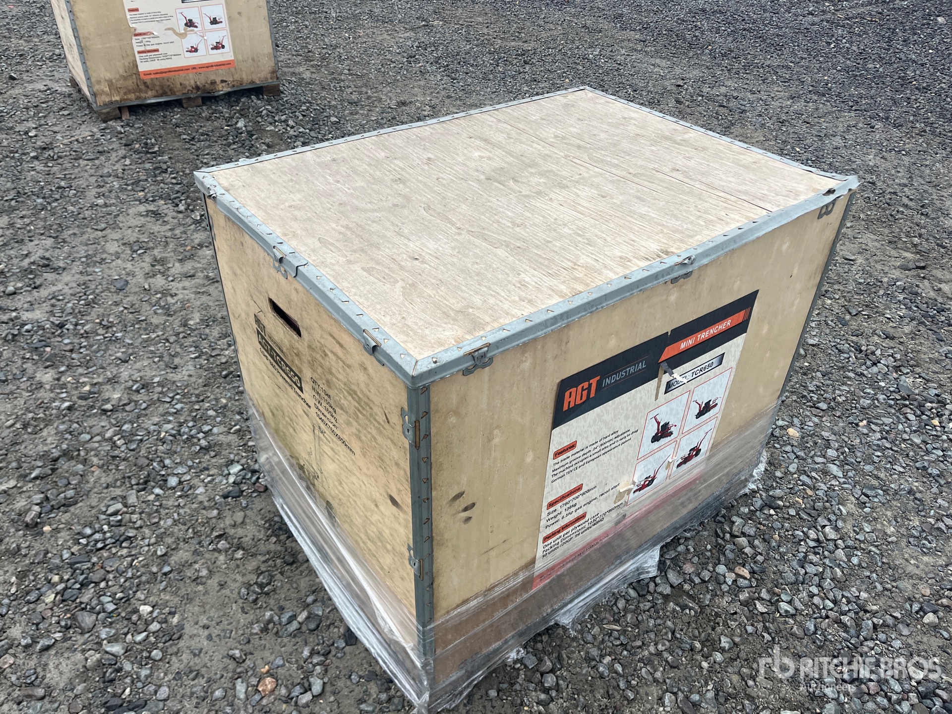 General Appearance with Bild, Ecke hinten rechts