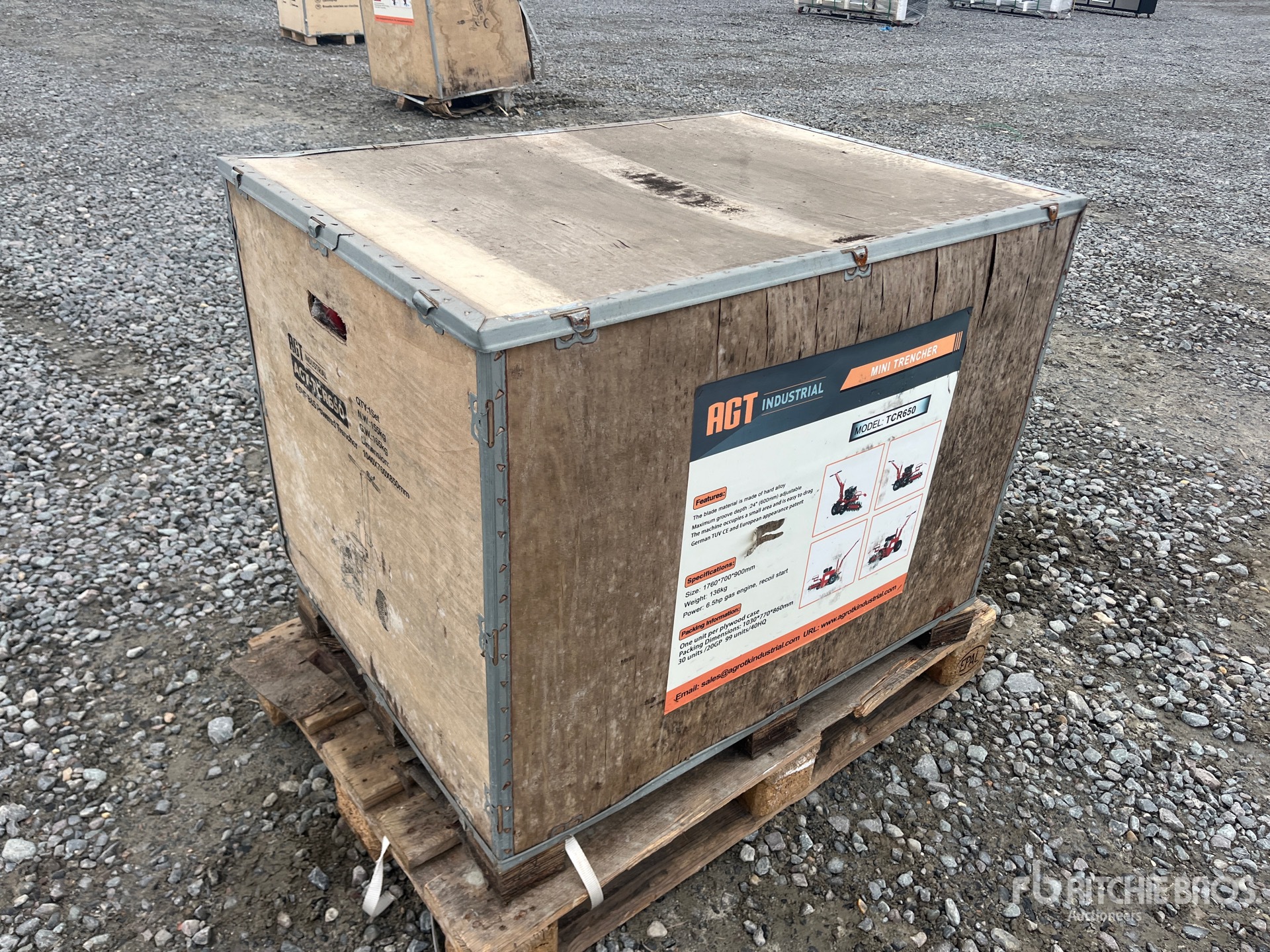 General Appearance with Bild, Ecke hinten rechts