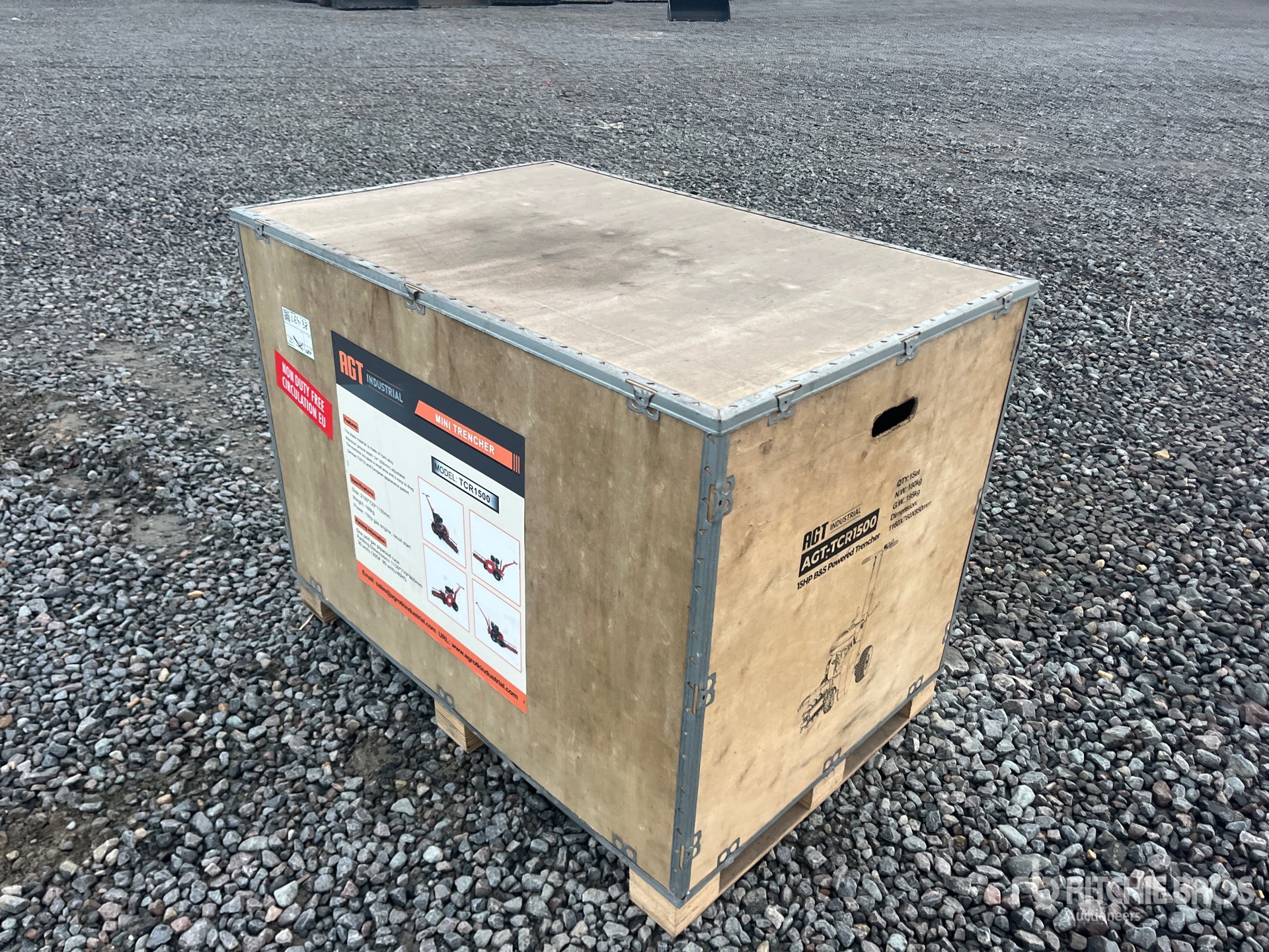 General Appearance with Bild, Ecke hinten links