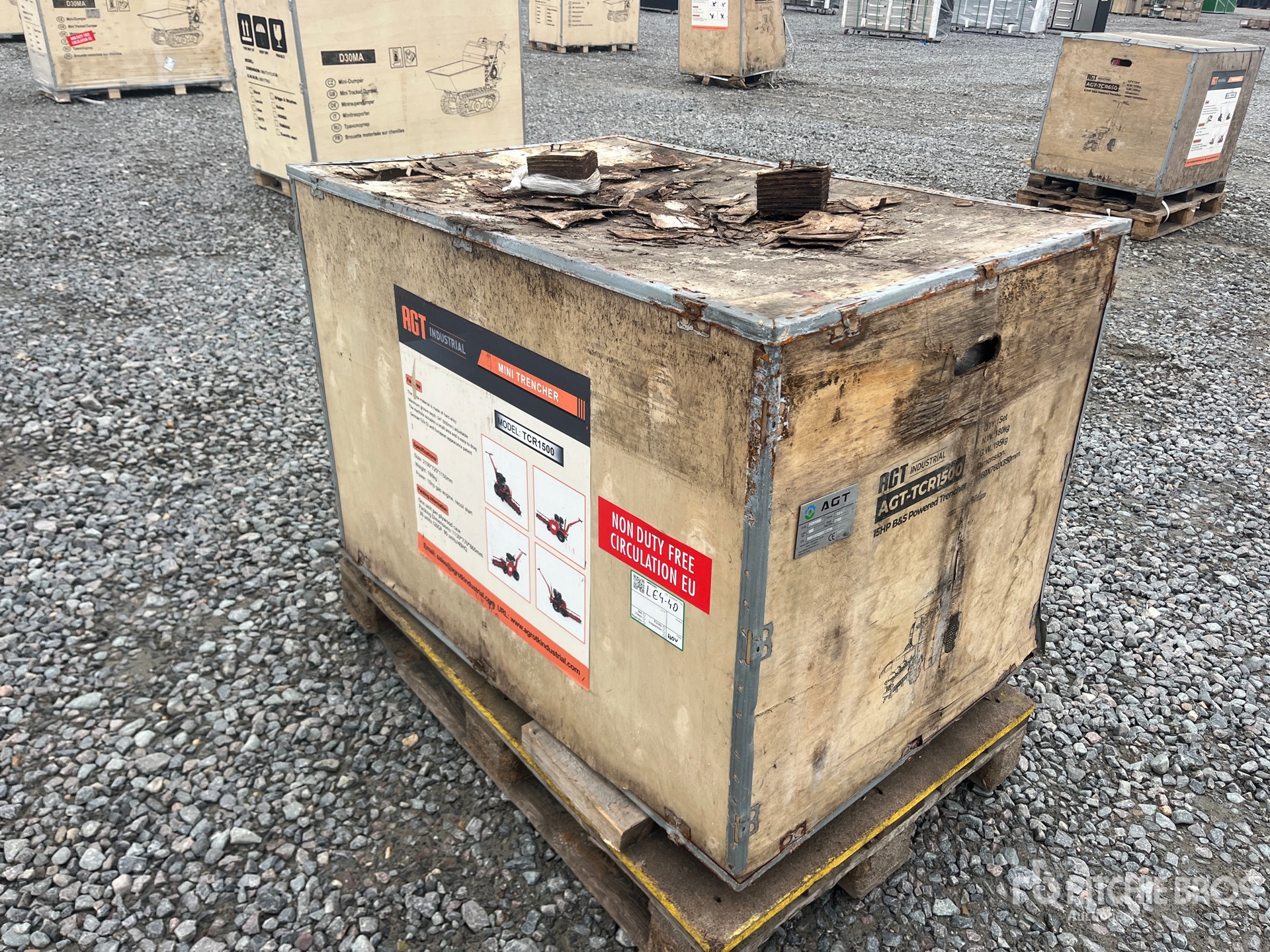 General Appearance with Bild, Ecke hinten links