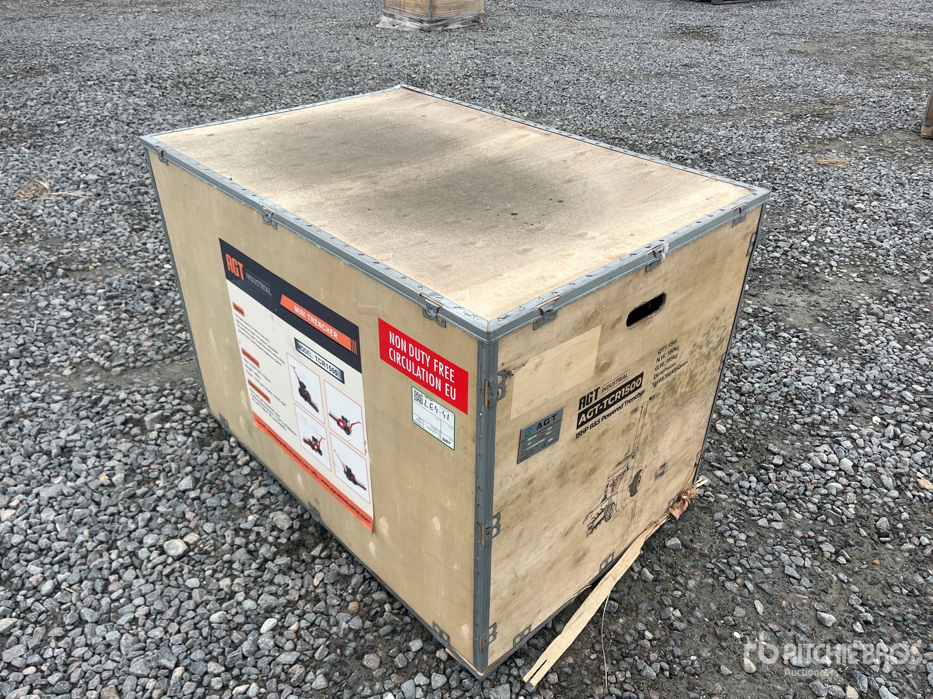 General Appearance with Bild, Ecke hinten links