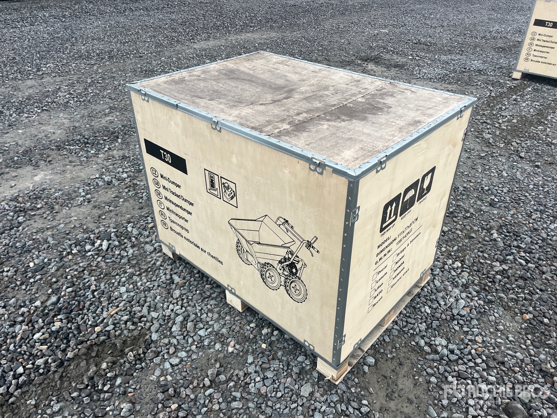 General Appearance with Picture, Right Front Corner