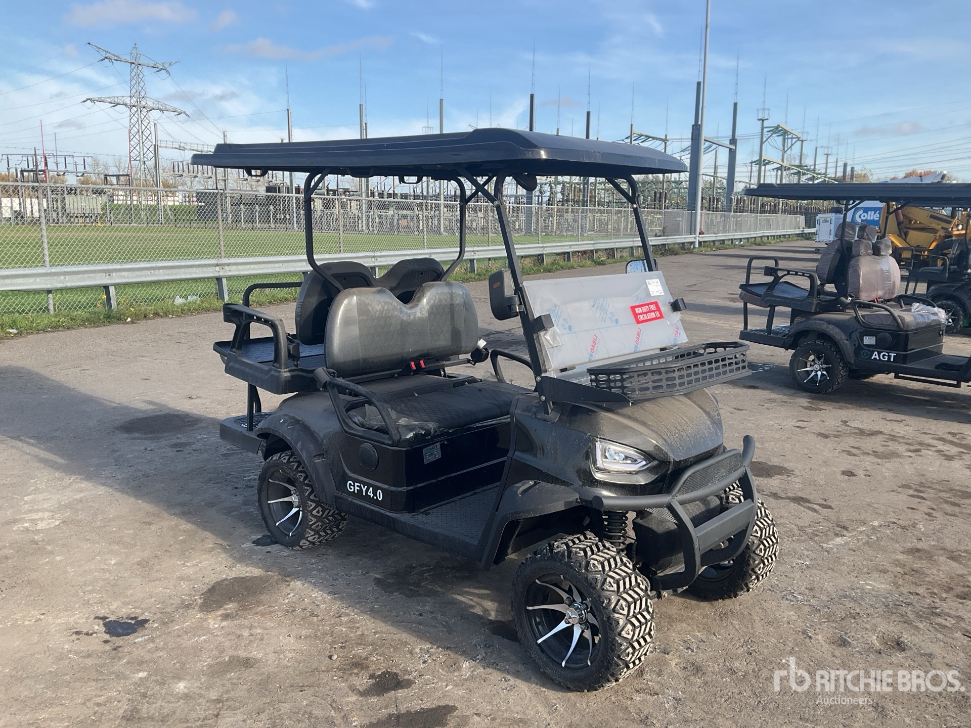 General Appearance with Picture, Right Front Corner