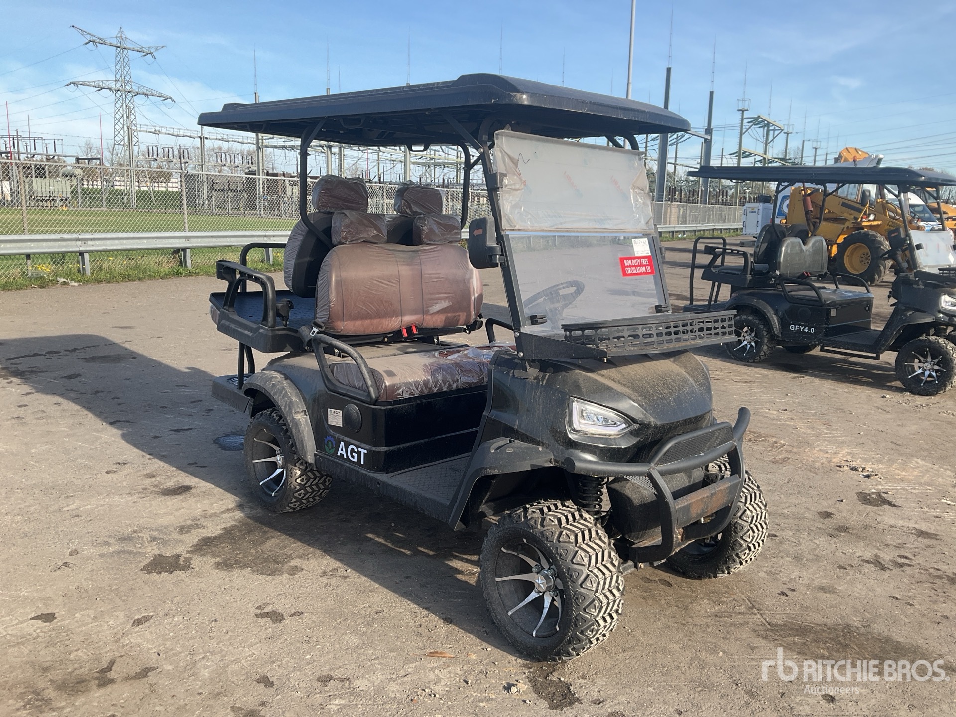 General Appearance with Picture, Right Front Corner