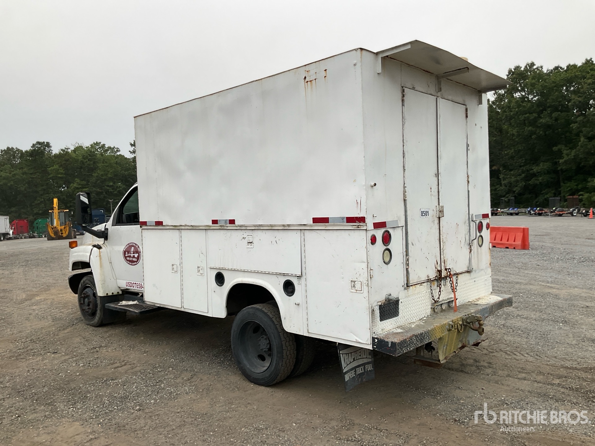 General Appearance with Picture, Left Rear Corner