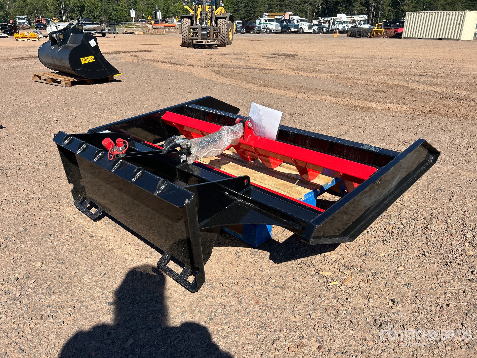 General Appearance with Picture, Right Rear Corner