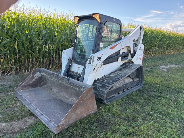 2021 Bobcat T740 Compact Track Loader