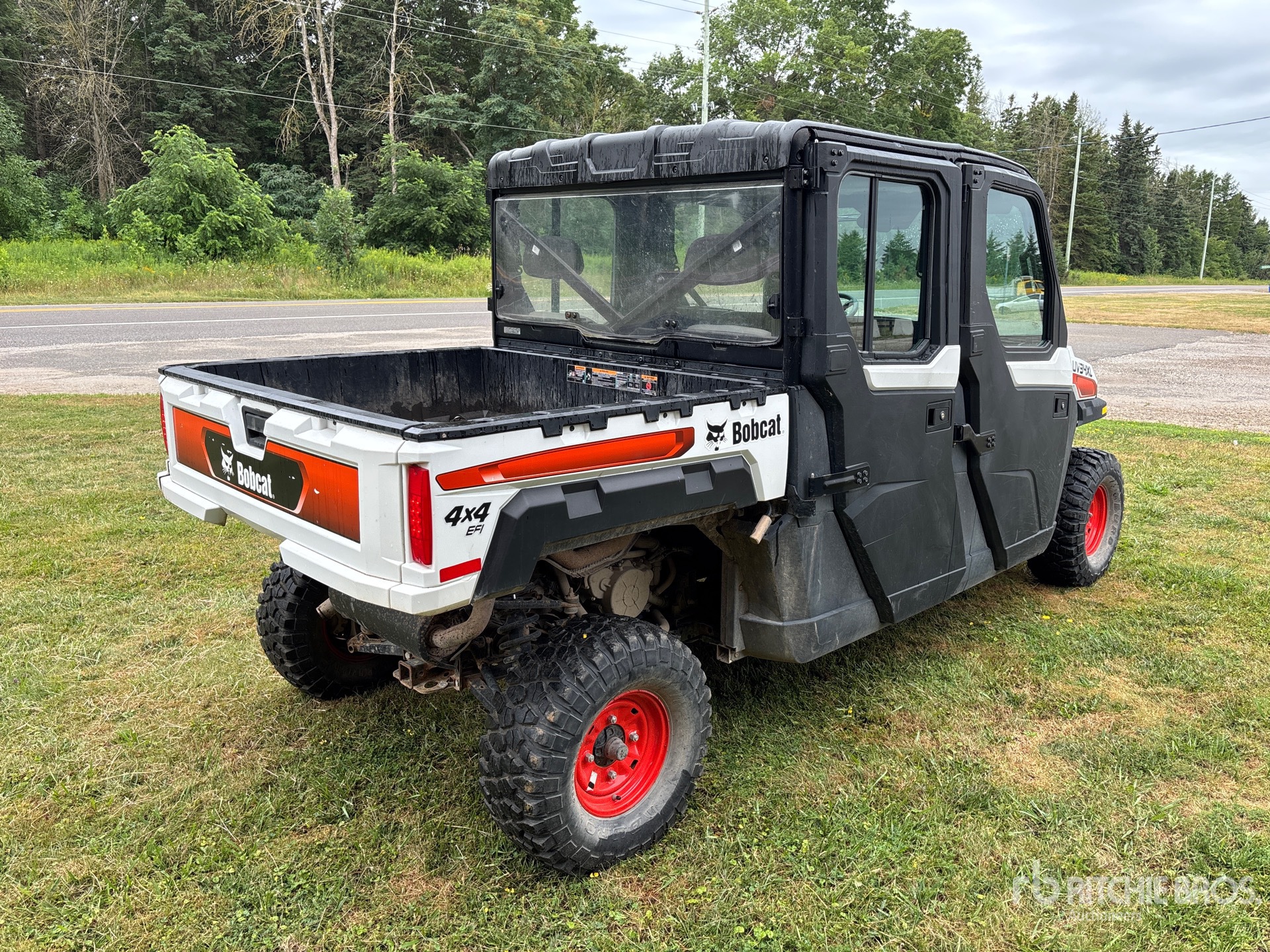 General Appearance with Picture, Right Rear Corner