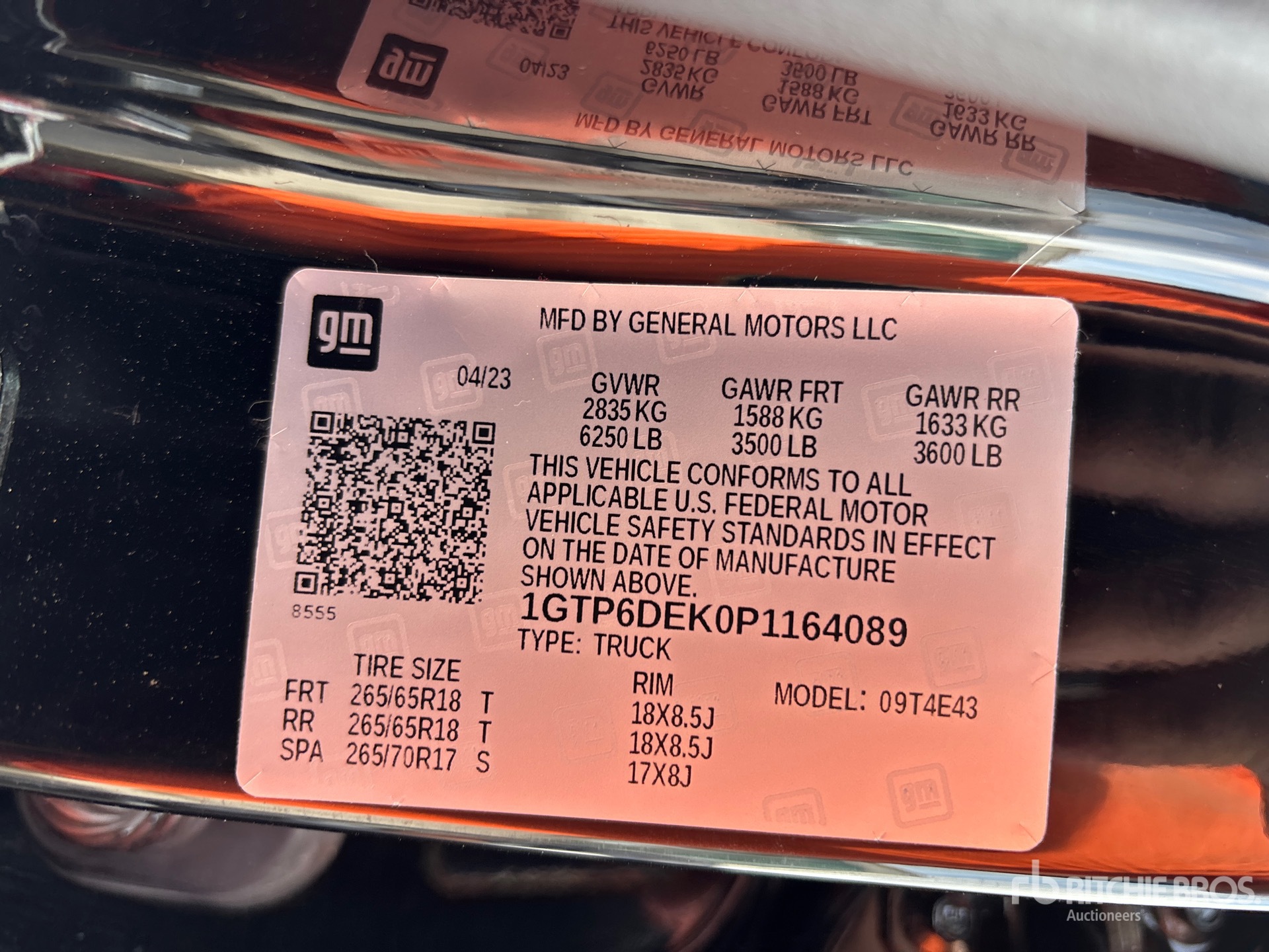 General Appearance with Serial Number / VIN