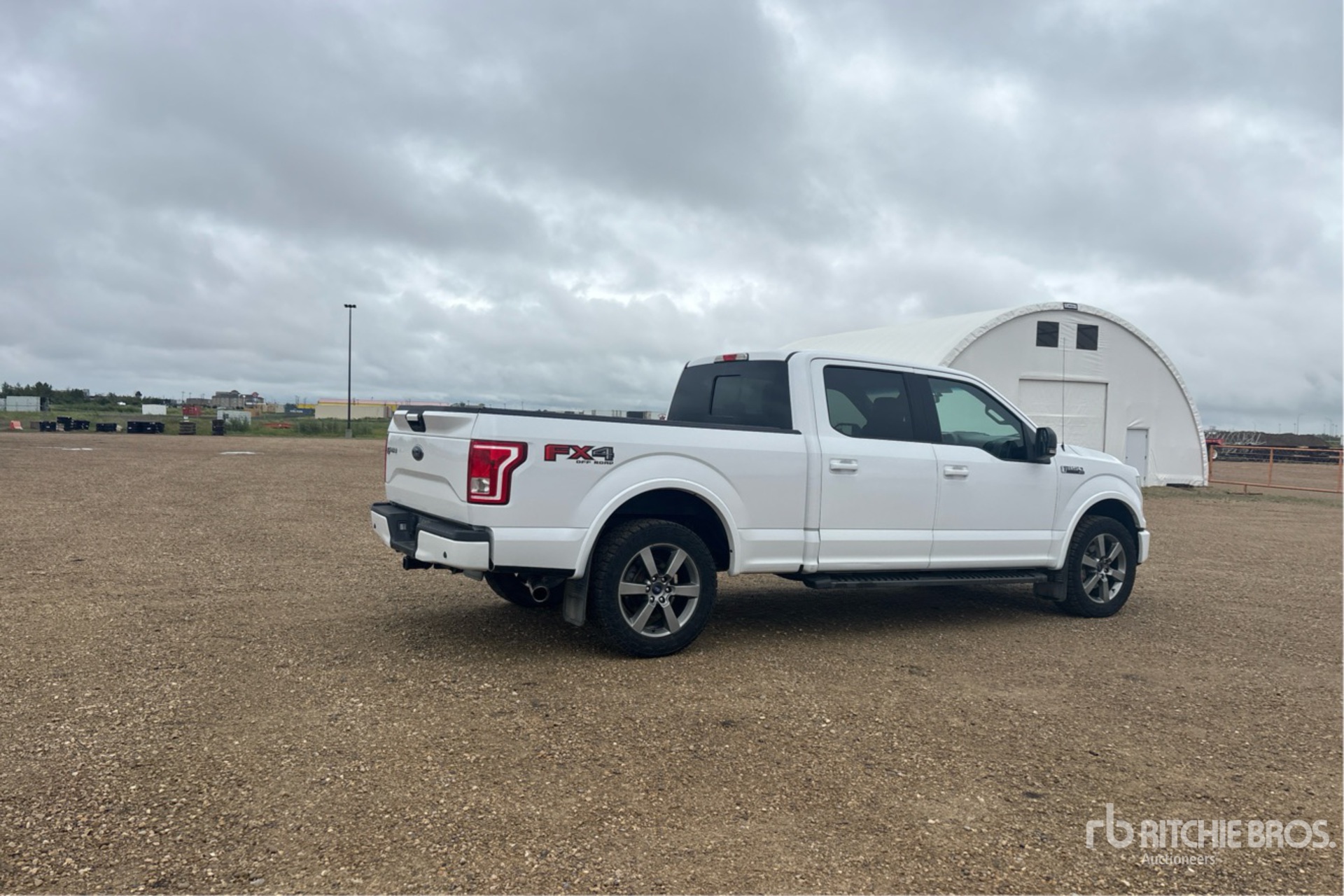 General Appearance with Picture, Right Rear Corner