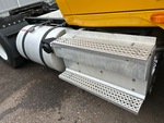 4 Underbody - Truck with 