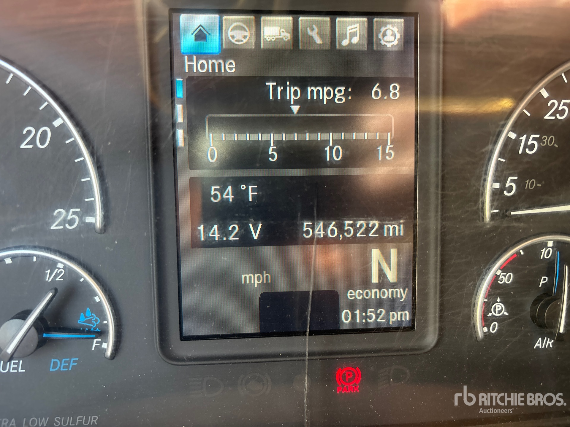 2020 Freightliner CASCADIA 126