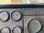 Cab with Oil Pressure