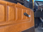 Cab with Window Controls