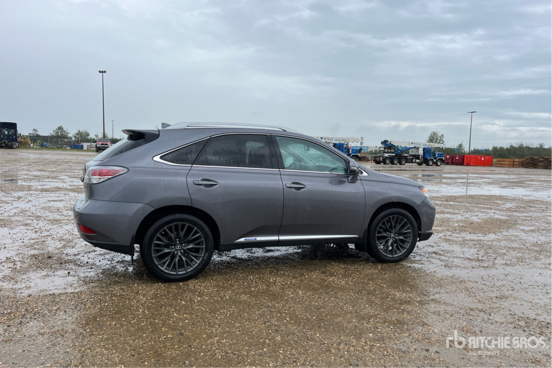General Appearance with Picture, Right Rear Corner