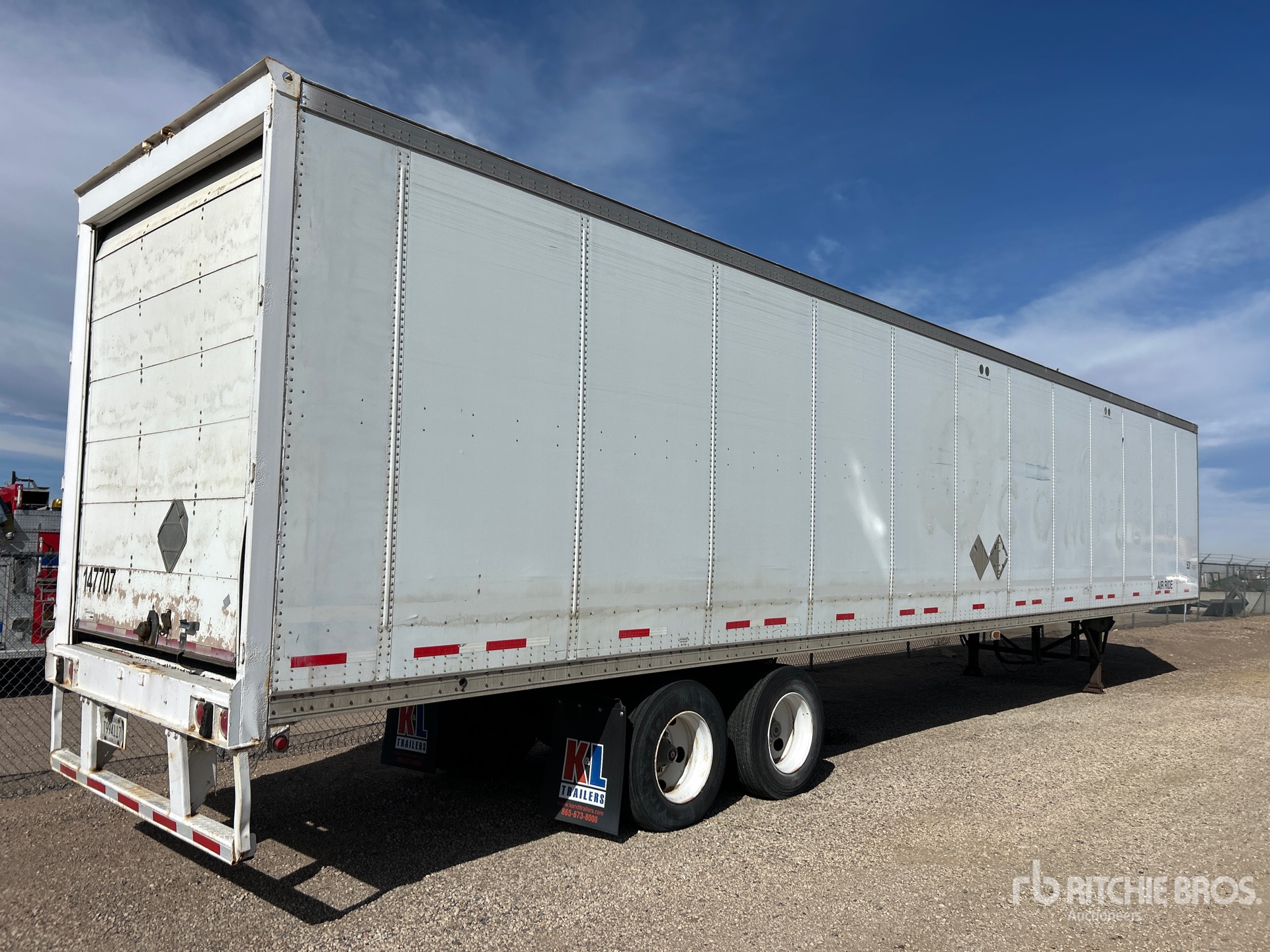 General Appearance with Foto, angolo anteriore sinistro