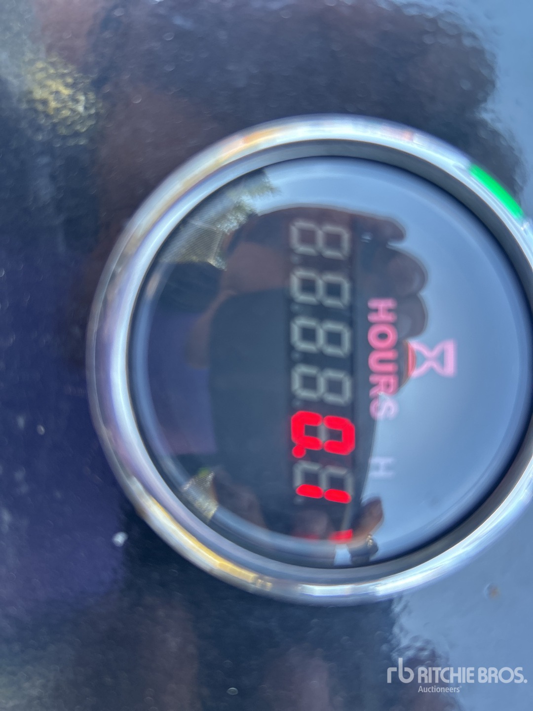 General Appearance with Hour Meter / Odometer
