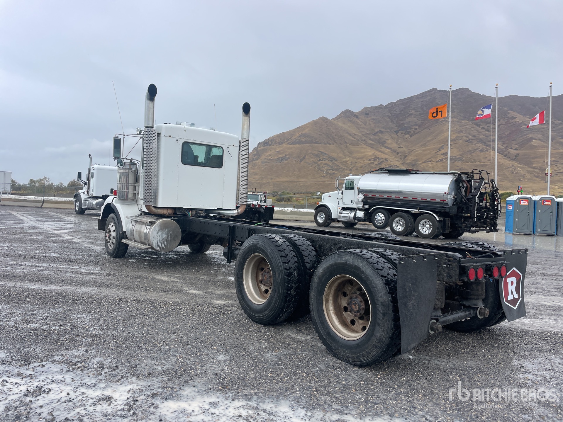 General Appearance with Imagen: esquina trasera izquierda