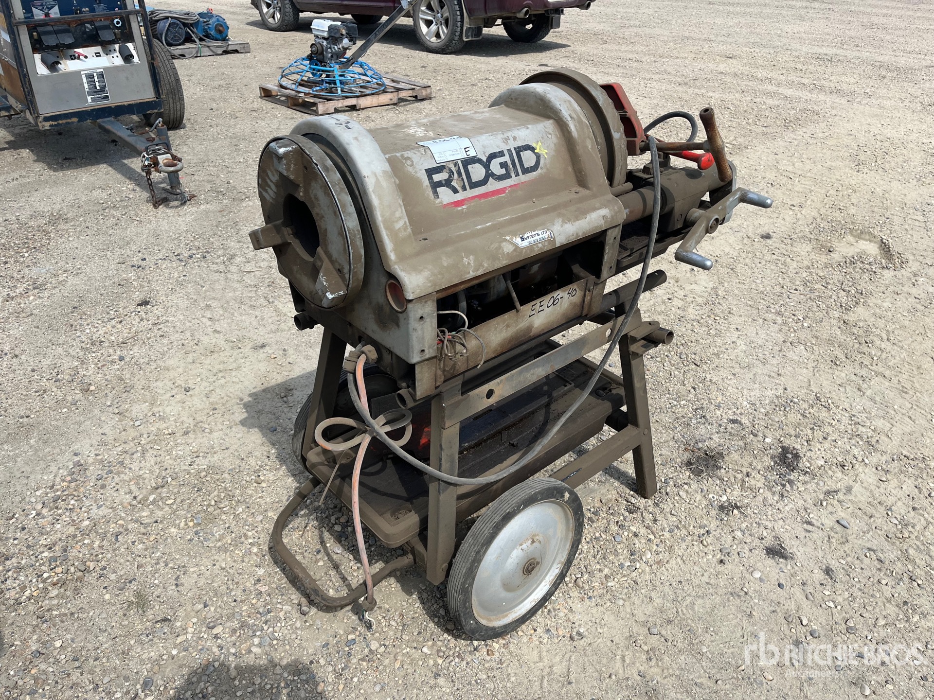 General Appearance with Picture, Right Rear Corner