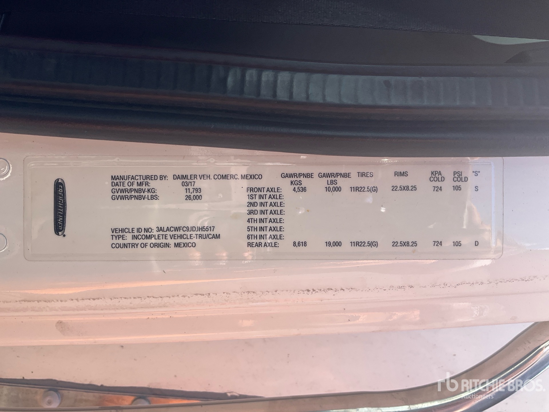 General Appearance with Serial Number / VIN
