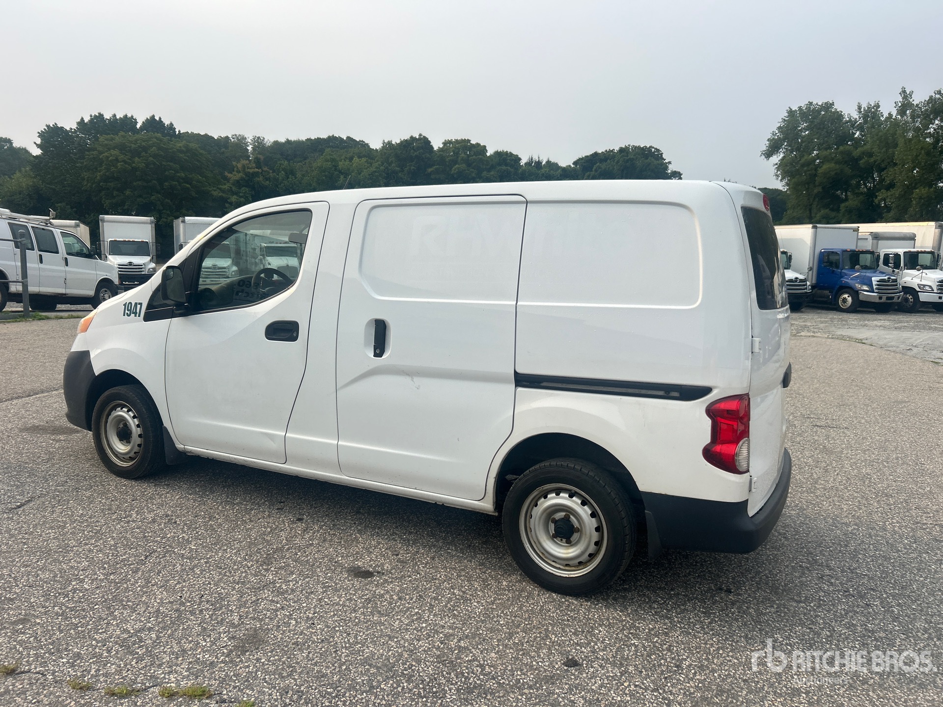 General Appearance with Picture, Left Rear Corner