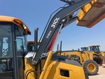 Hydraulics with Loader Lift Cylinders