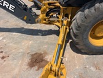 Hydraulics with Outrigger Cylinders