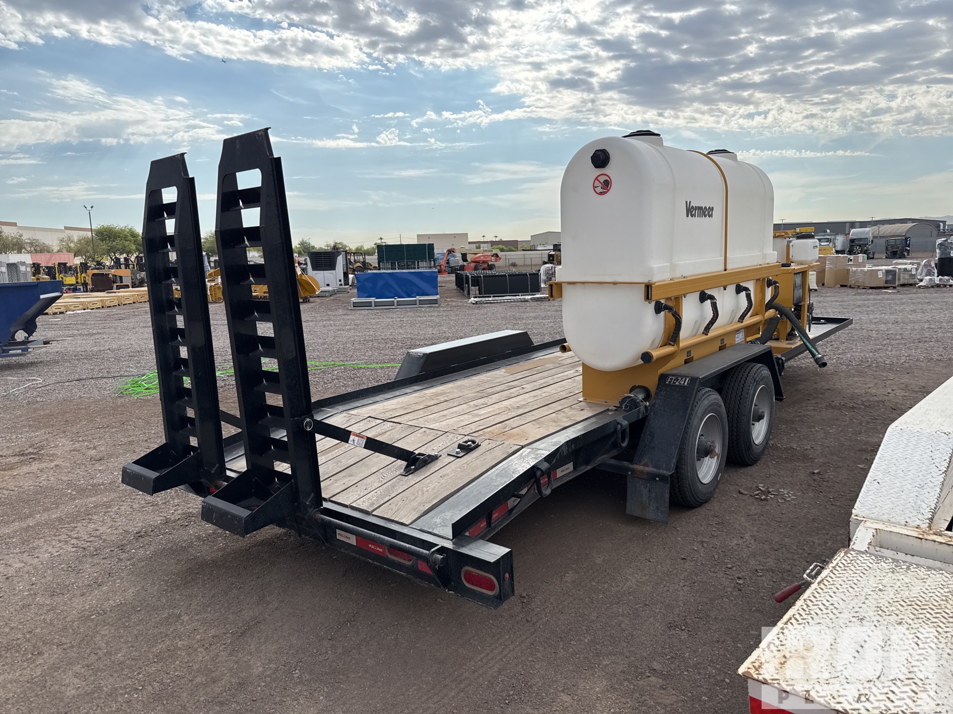 Vermeer MX125 Mud Mixing System in Phoenix, Arizona, United States