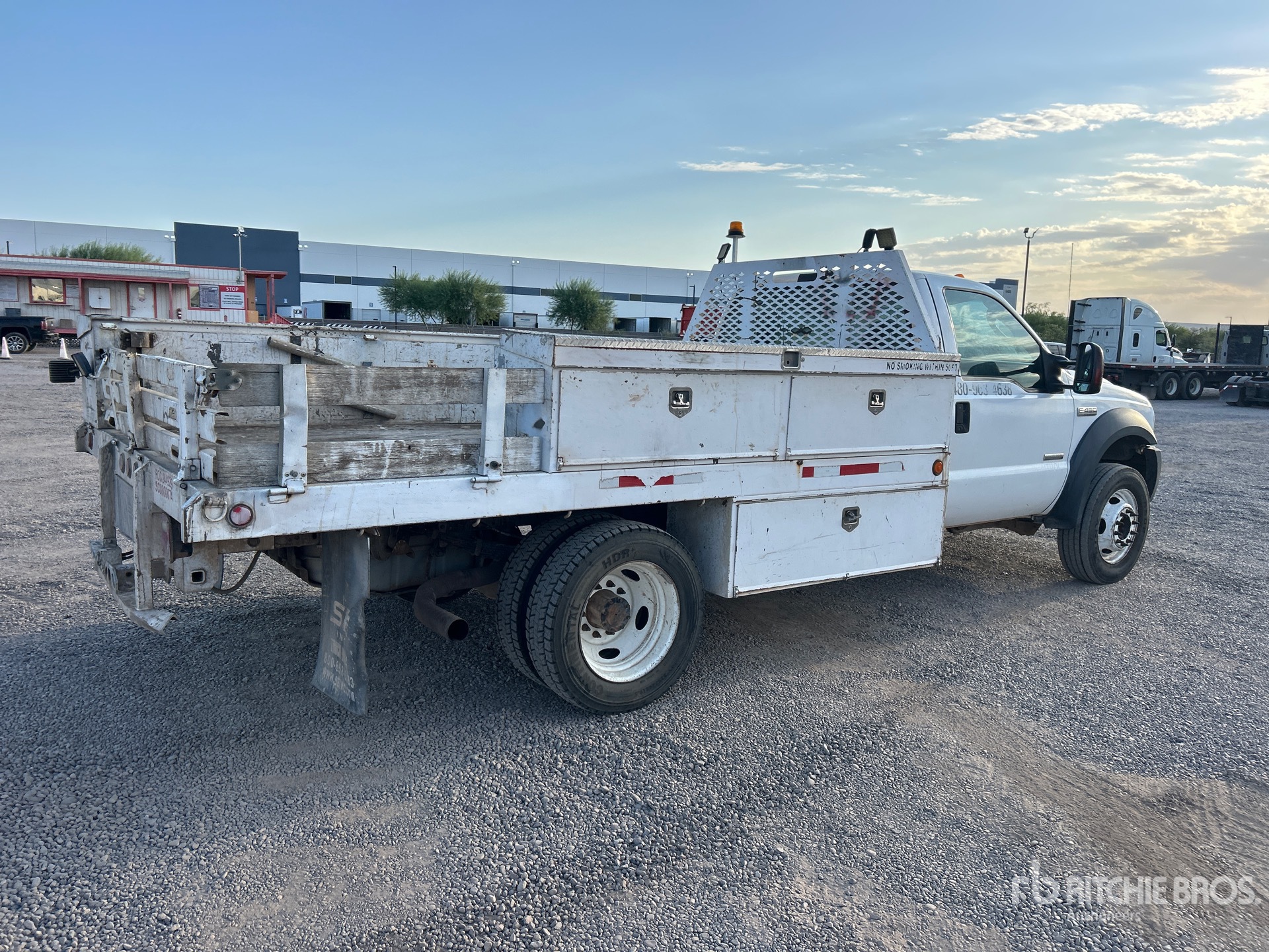 General Appearance with Picture, Right Rear Corner