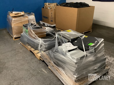 (3) Skids Cisco Switches - 8-024