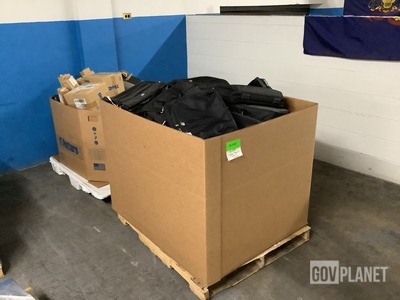 (2) Skids Laptop Bags & Speakers - 8-025