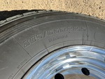 4 Underbody - Truck with 