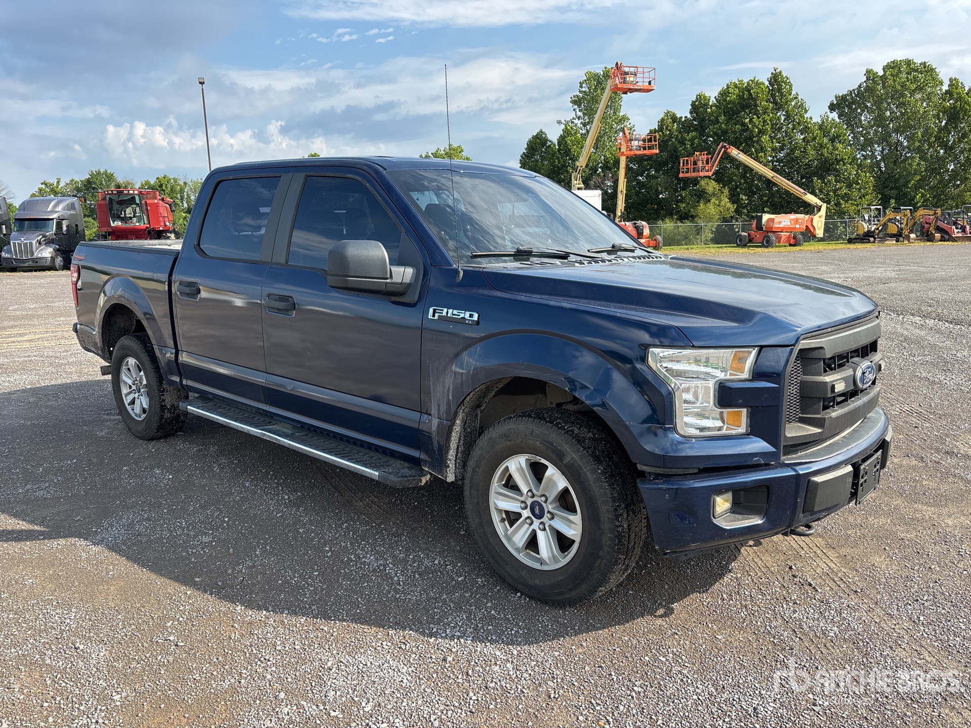 General Appearance with Picture, Right Front Corner