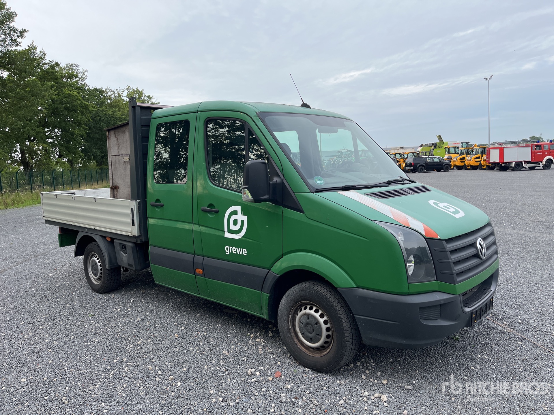 General Appearance with Picture, Right Front Corner