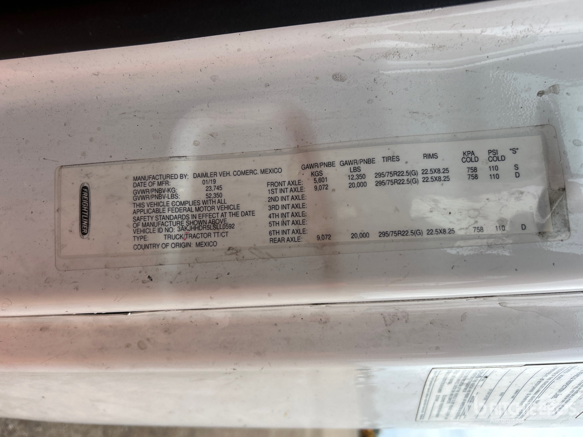 General Appearance with Serial Number / VIN