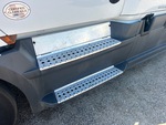 4 Underbody - Truck with 