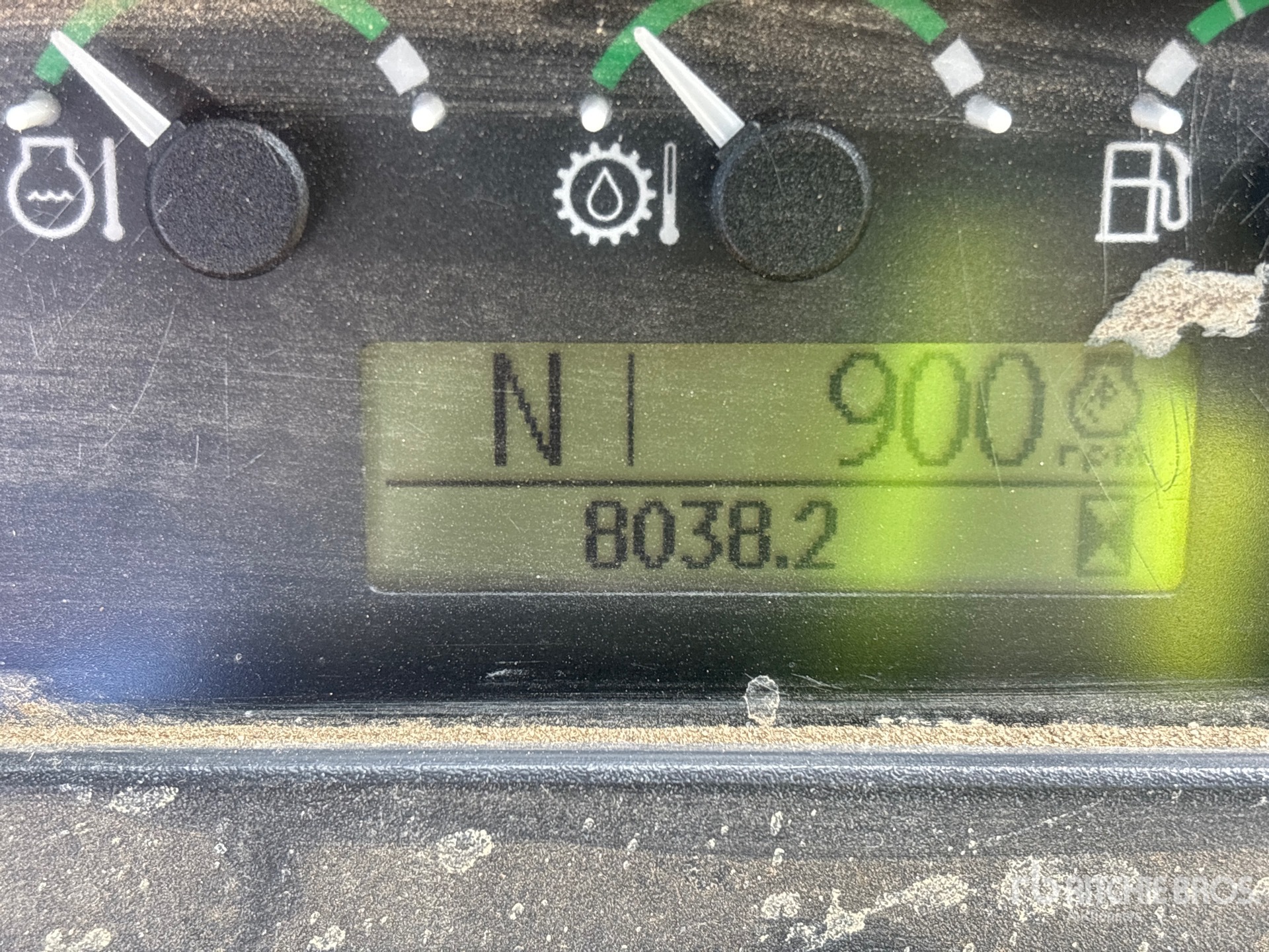 General Appearance with Hour Meter / Odometer