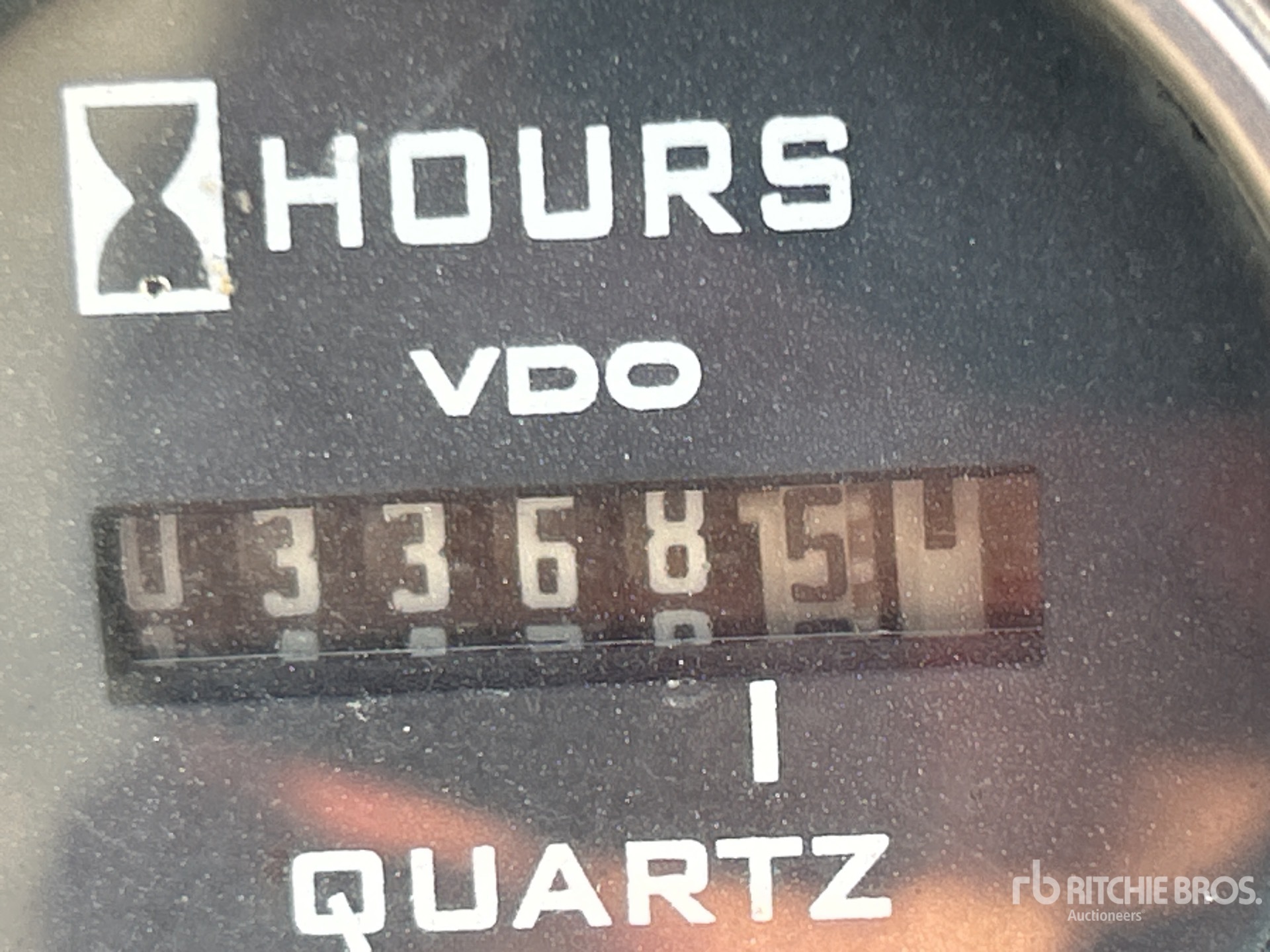 General Appearance with Hour Meter / Odometer