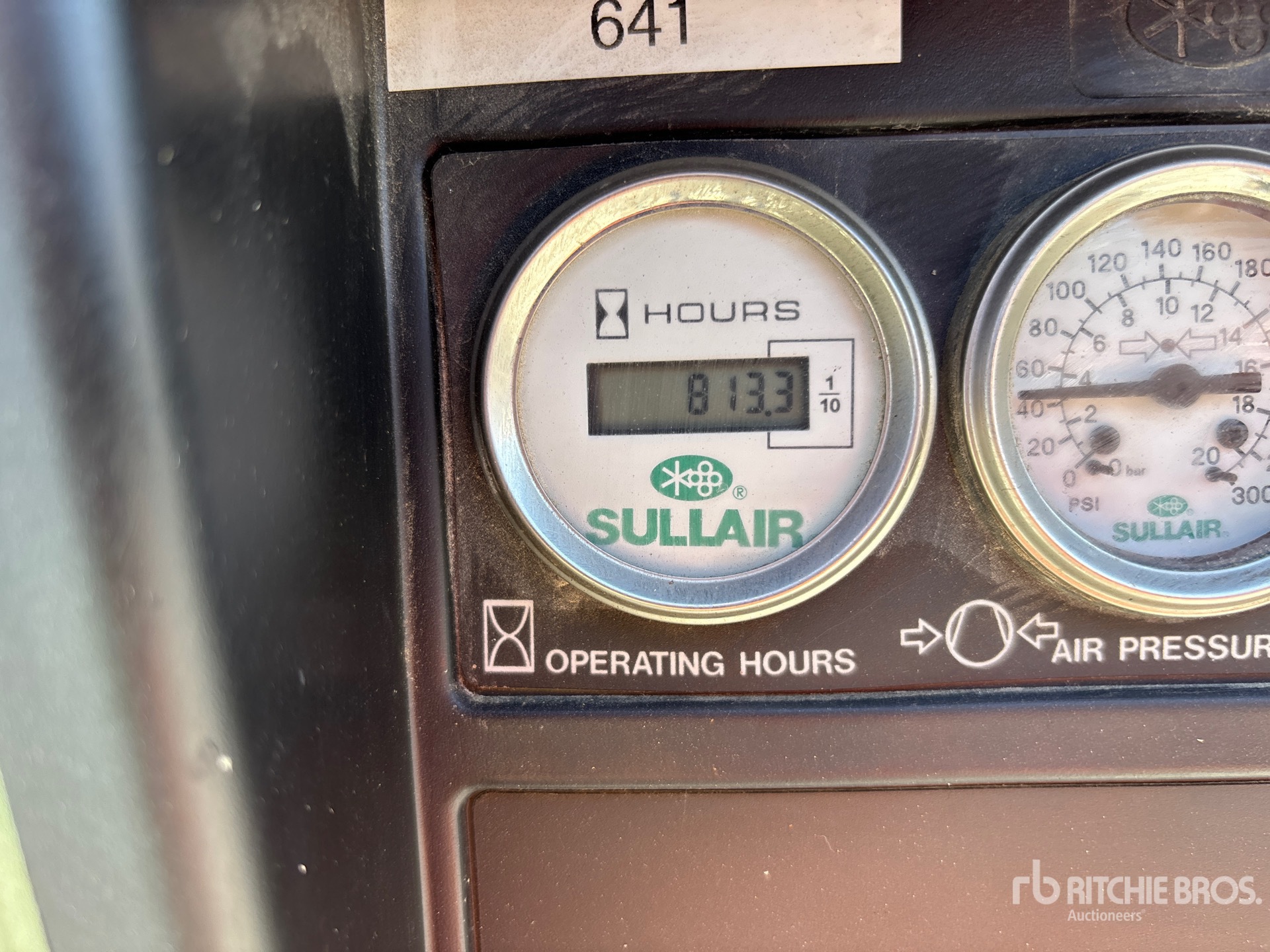 General Appearance with Hour Meter / Odometer