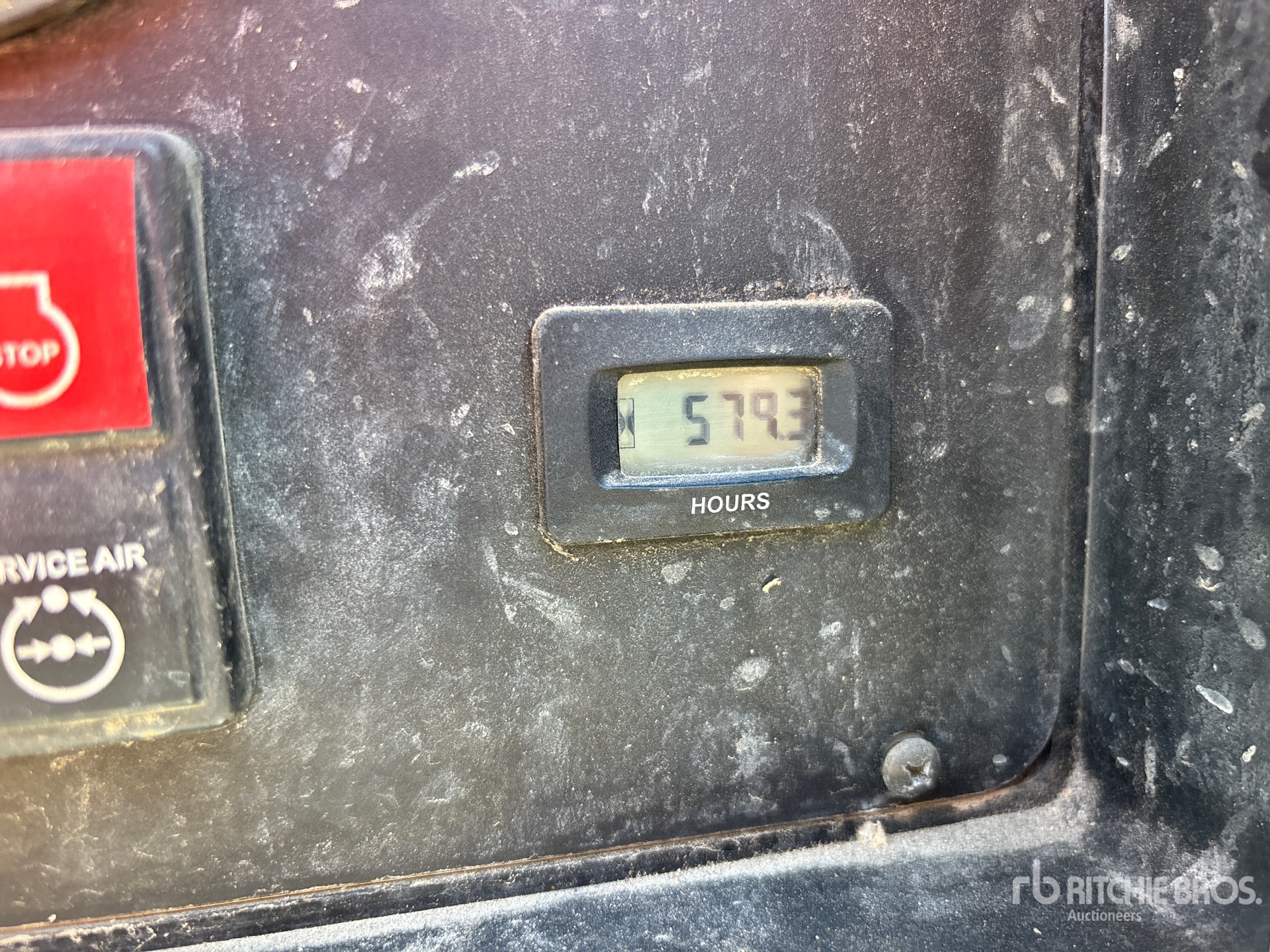 General Appearance with Hour Meter / Odometer
