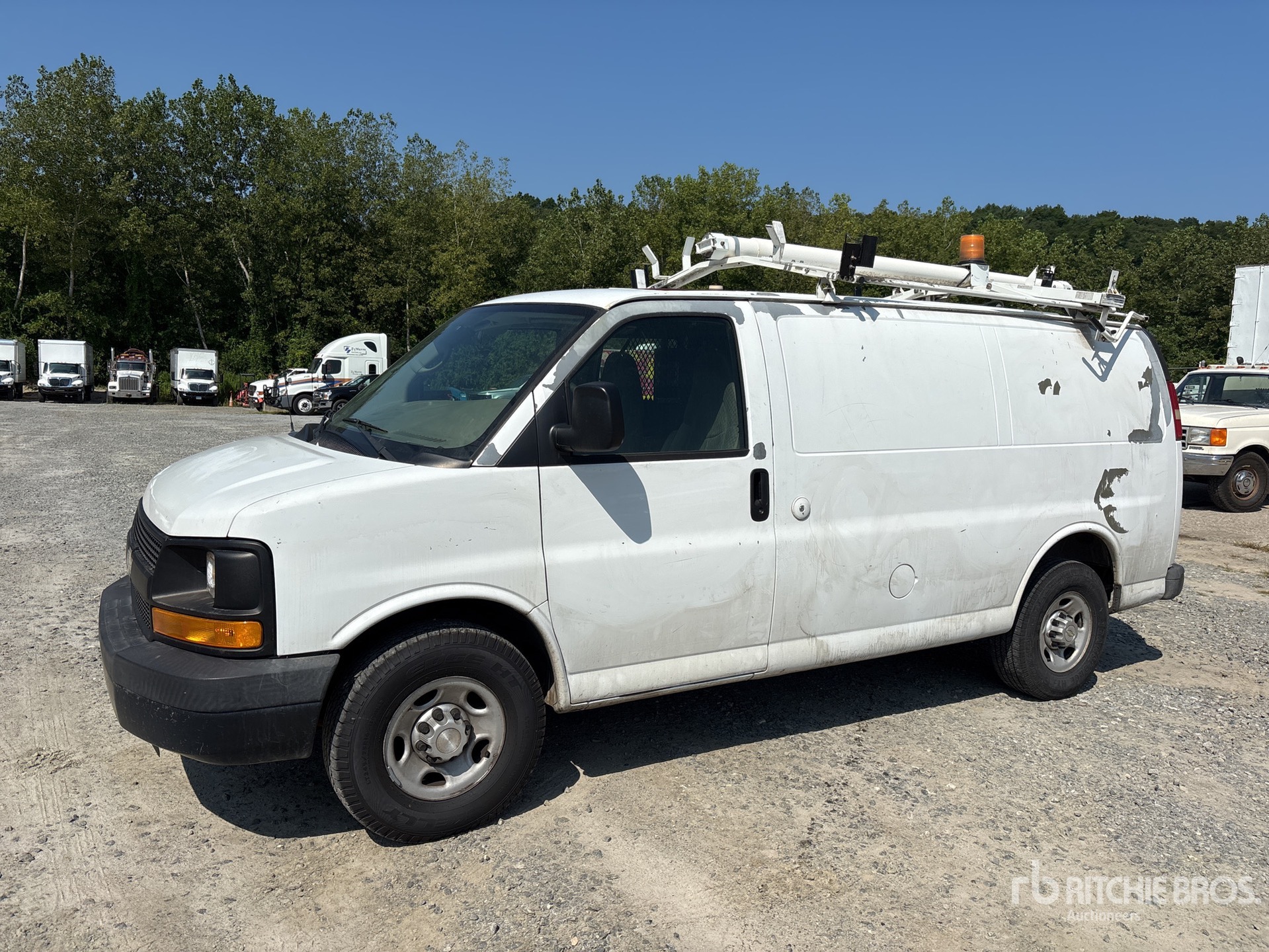 General Appearance with Picture, Left Front Corner