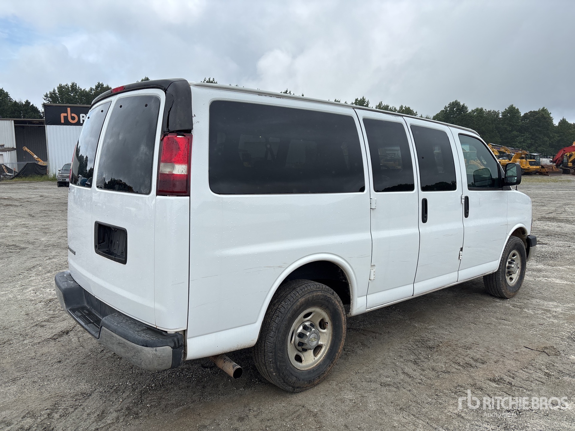 General Appearance with Picture, Right Rear Corner